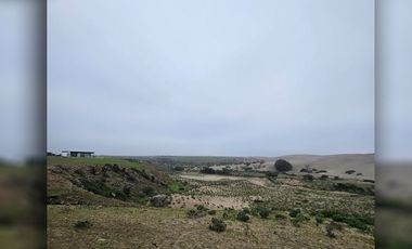 Se vende terreno plano en Huentelauquen Norte,en Canela.