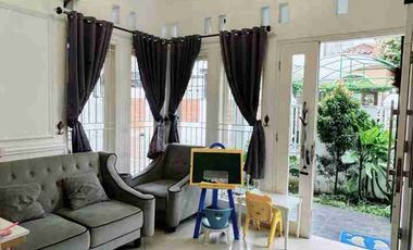 Dijual rumah bagus 2lantai di Pandu Raya