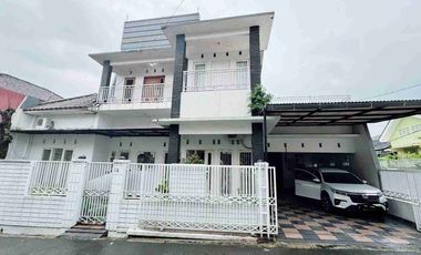Dijual rumah bagus 2lantai di Pandu Raya