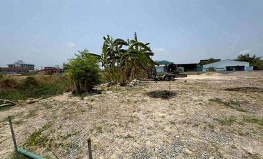 ขายที่ดิน ซอยพัฒนา 4  เนื้อที่ 399.7 ตร.วา ที่สวย ถมแล้ว ทำเลย่านอุตสาหกรรมโรงงาน เมืองสมุทรสาคร