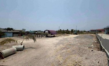 ขายที่ดิน ซอยพัฒนา 4  เนื้อที่ 399.7 ตร.วา ที่สวย ถมแล้ว ทำเลย่านอุตสาหกรรมโรงงาน เมืองสมุทรสาคร