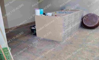 De Venta casa de lujo, residencial y comercial a una cuadra y media del mercado de Atuntaqui