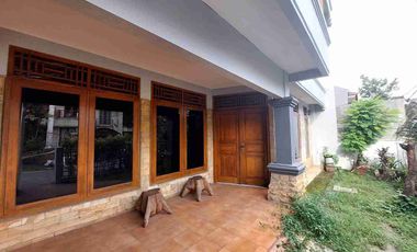 Disewakan rumah Bagus Siap Huni di Bintaro Sektor 9