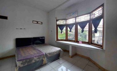 Disewakan rumah Bagus Siap Huni di Bintaro Sektor 9