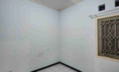 Murah Jual Cepat, Graha Padma 3Kamar Dekat Pusat Kota