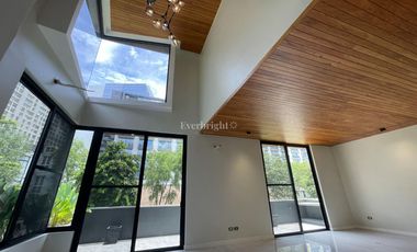 📍 McKinley West Village | Brand New House For Sale