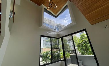 📍 McKinley West Village | Brand New House For Sale