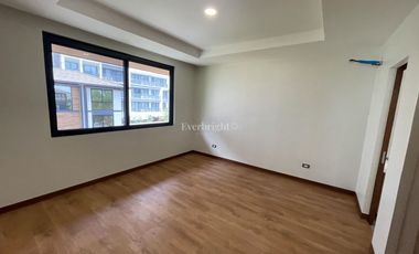 📍 McKinley West Village | Brand New House For Sale