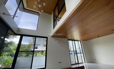 📍 McKinley West Village | Brand New House For Sale