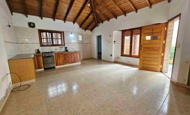 VENTA CHALET 3 1/2 AMB, GARAGE DOBLE, PATIO IMPECABLE Bº DON BOSCO