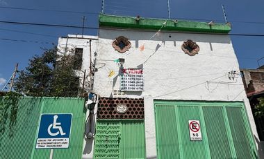 ¡GRAN OPORTUNIDAD! CASA DE 3 PISOS EN VENTA