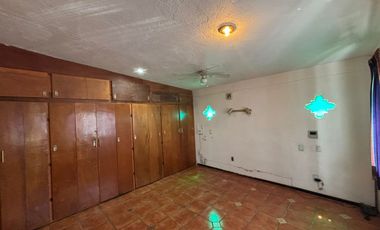 ¡GRAN OPORTUNIDAD! CASA DE 3 PISOS EN VENTA