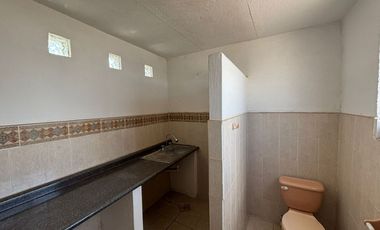 ¡GRAN OPORTUNIDAD! CASA DE 3 PISOS EN VENTA