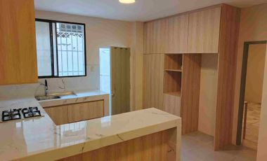 Alquilo suite remodelada con estudio Enterrios ideal estudiante Uess, persona sola o pareja cerca Ecu911, Xima.