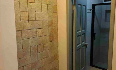 Alquilo suite remodelada con estudio Enterrios ideal estudiante Uess, persona sola o pareja cerca Ecu911, Xima.