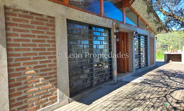 Leon Propiedades vende parcela con casa en condominio, sector Miraflores, Curacaví.