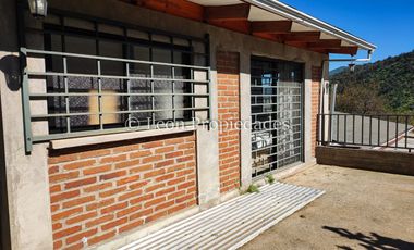 Leon Propiedades vende parcela con casa en condominio, sector Miraflores, Curacaví.