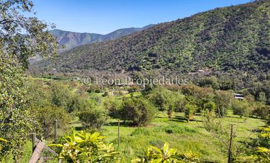 Leon Propiedades vende parcela con casa en condominio, sector Miraflores, Curacaví.