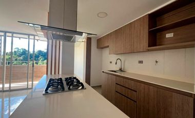 Apartamento en Arriendo en Camino Verde .Envigado Antioquia