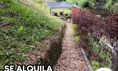 SE RENTA EXCELENTE FINCA VIA ALCALA POR DIAS