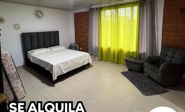 SE RENTA EXCELENTE FINCA VIA ALCALA POR DIAS