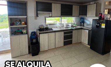 SE RENTA EXCELENTE FINCA VIA ALCALA POR DIAS