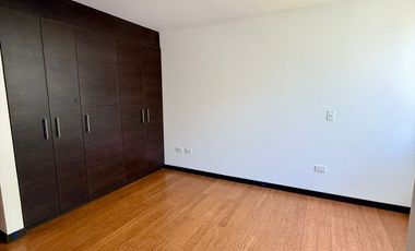 ✨ HERMOSO Y CONFORTABLE DEPARTAMENTO EN VENTA – CUMBAYÁ, SECTOR SITE CENTER ✨