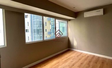 FOR RENT Loft Type Combined Units in Fort Victoria BGC, Taguig City - RC178