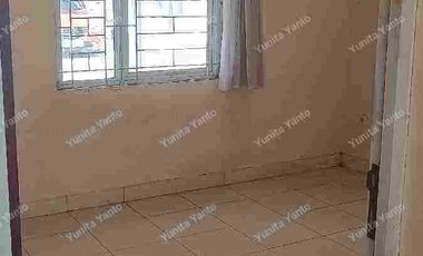 Rumah baru renovasi dengan lingkungan asri