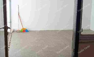 Rumah baru renovasi dengan lingkungan asri