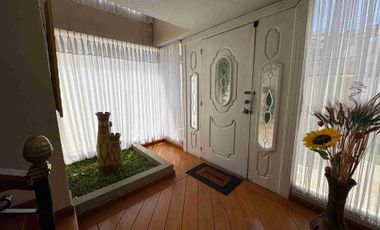 Casa en Venta en Balcón del Norte- Carcelén