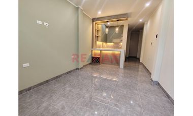 Alquilo Minidepartamento En 2Do Piso En 1Era Etapa Boulevar Plaza Mcc Castilla//ID:1155265