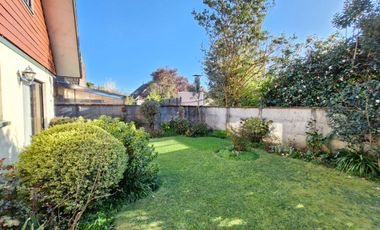 Casa en venta en sector Isla Teja