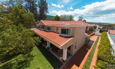 Casa de venta en Jacaranda-Cumbaya