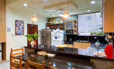 Casa en Venta en Conjunto privado de Urb. Unioro, Machala