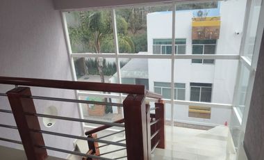 CASA LAGO DE GUADALUPE