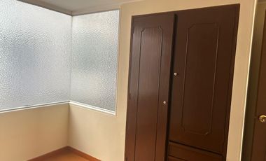 SE ARRIENDA  APTO SANTA BARBARA BOGOTA