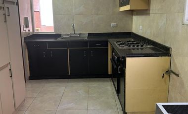 SE ARRIENDA  APTO SANTA BARBARA BOGOTA