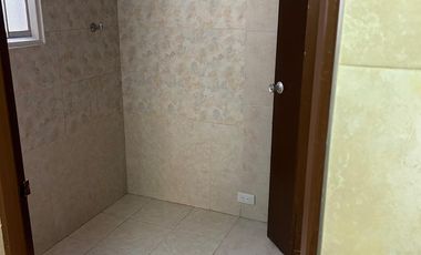 SE ARRIENDA  APTO SANTA BARBARA BOGOTA