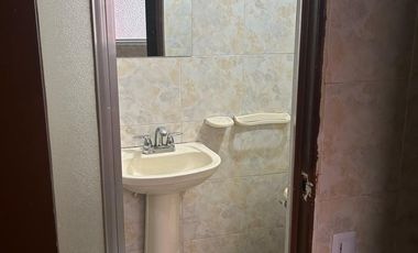 SE ARRIENDA  APTO SANTA BARBARA BOGOTA