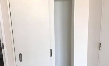 Iluminado y cómodo Departamento, con inmejorable coenectividad