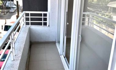 Iluminado y cómodo Departamento, con inmejorable coenectividad