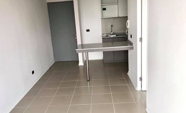 Iluminado y cómodo Departamento, con inmejorable coenectividad