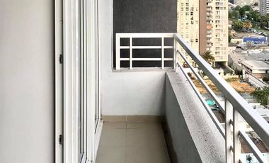 Iluminado y cómodo Departamento, con inmejorable coenectividad