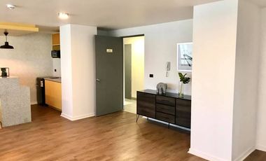 Iluminado y cómodo Departamento, con inmejorable coenectividad