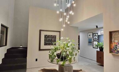 Casa de lujo cerca del club Atlas Colomos