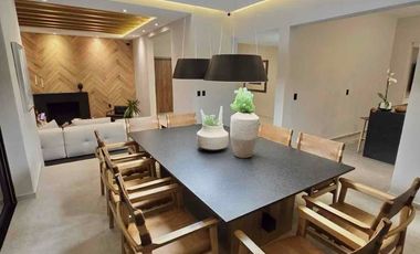 Casa de lujo cerca del club Atlas Colomos