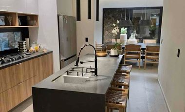 Casa de lujo cerca del club Atlas Colomos