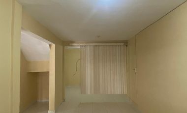 Casa en Venta en Los Fresnos I, Apodaca NL 3 Pisos 4 recamaras