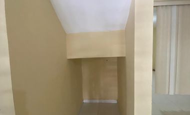 Casa en Venta en Los Fresnos I, Apodaca NL 3 Pisos 4 recamaras